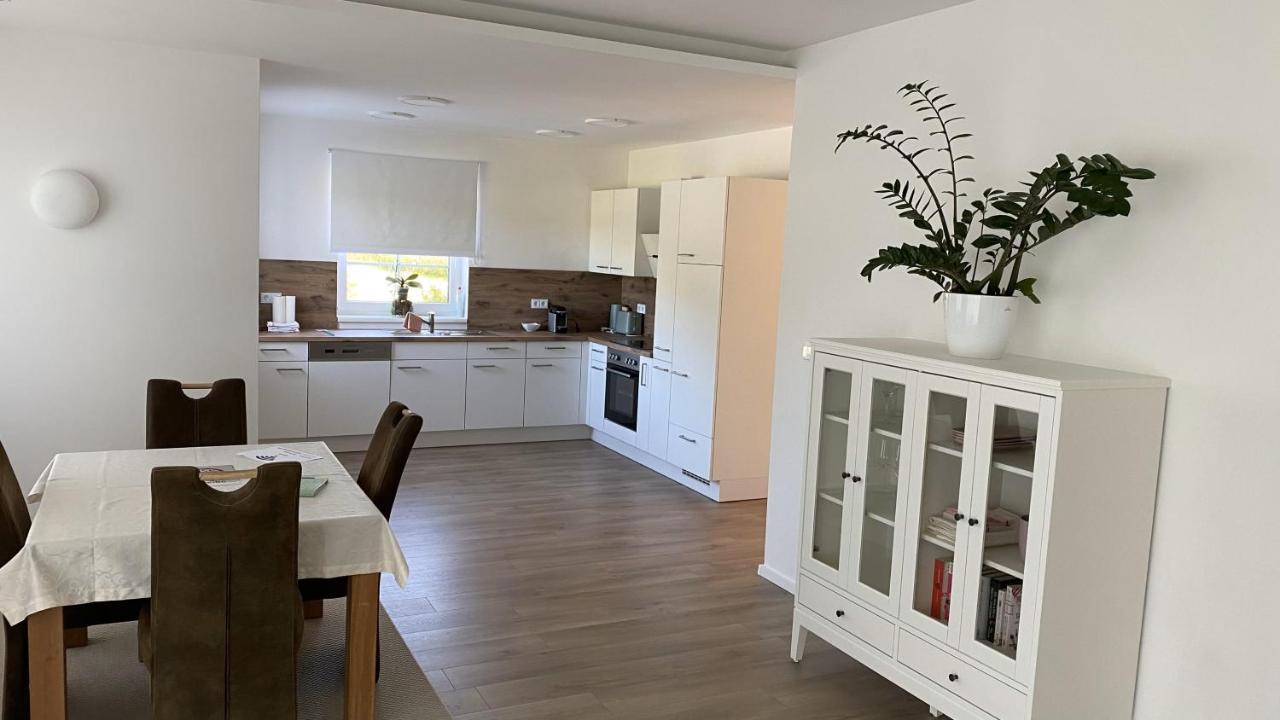 Ferienwohnung Mit Garten 스트라스발첸 외부 사진